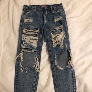 Signature ripped denim, boyfriend fit, worn once